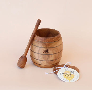 Wooden honey 🍯 pots with honey dipper