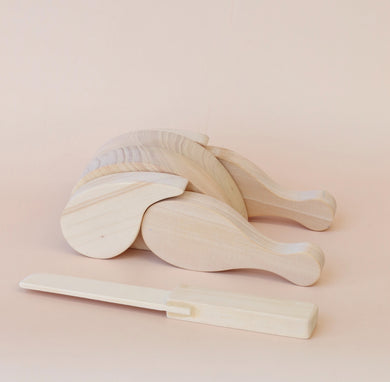 Juni Moon pull apart Wooden cutting chicken with knife and tray 🍗