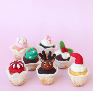 Merry Christmas muffins - muffins and trays