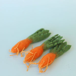 Papoose Dutch Felt carrots - 3 pce