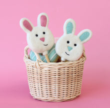 Load image into Gallery viewer, All ears&#39;Easter bunny lollipops - 3 styles