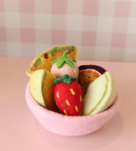 Load image into Gallery viewer, ON SALE Felt fruit + felt bowl- 7 pce set