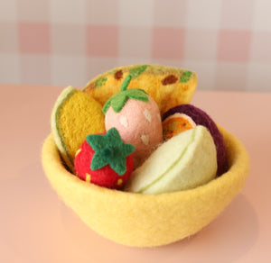 ON SALE Felt fruit + felt bowl- 7 pce set