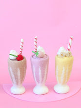 Load image into Gallery viewer, Shake it up &#39;Classic Milkshakes and smoothies - 8 flavours