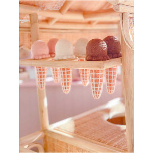 ICE CREAM SET OR SINGLES