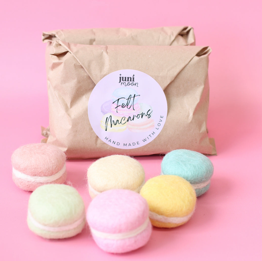 Pastel Macarons - 6 pce