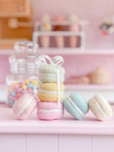 Load image into Gallery viewer, Pastel Macarons - 6 pce