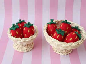 Footed Fraise bowls - 2 sizes