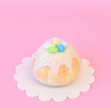 Load image into Gallery viewer, Easter egg sponge cakes