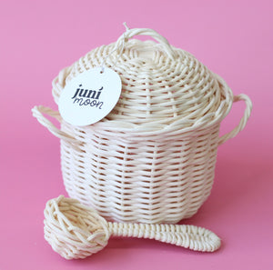 Rattan Pot and Ladle